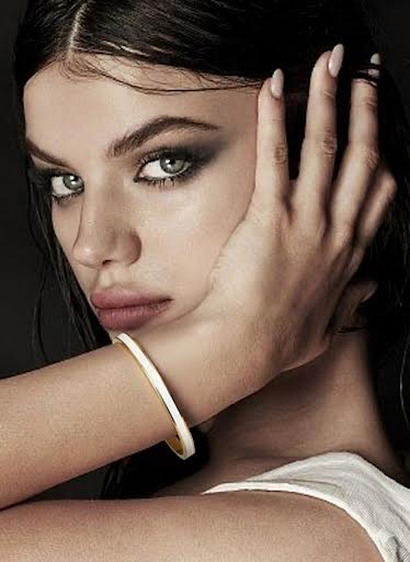 BG301GW B.Tiff "The Hamptons" White Enamel Gold Plated Stainless Steel Bangle Bracelet