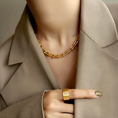 C525G B.Tiff 18K Gold Plated Horseshoe Link Stainless Steel Chain Necklace