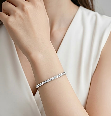 BG333W B.Tiff Eternity 25 Stainless Steel Bangle Bracelet