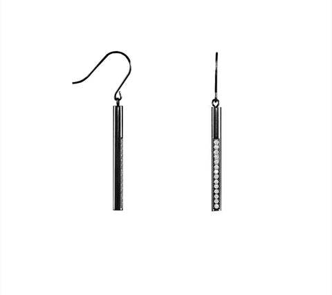 ER318B B.Tiff Pave 14-Stone Dangling Black Anodized Stainless Steel Bar Earrings