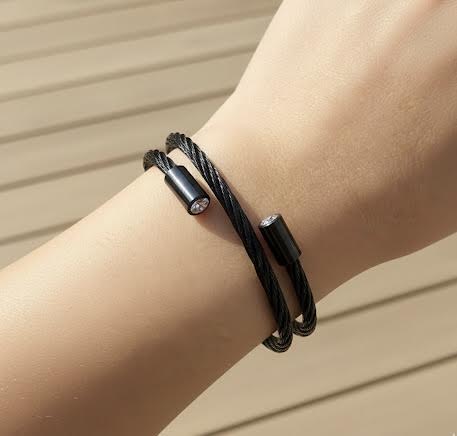 BG003B B.Tiff Double Wrapped Black Anodized Stainless Steel Cable Bracelet