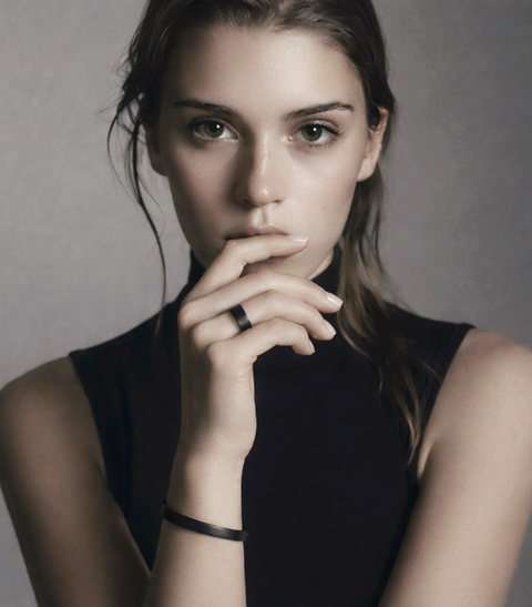 BG300B B.Tiff Simplicity Narrow Matte Black Bangle Bracelet