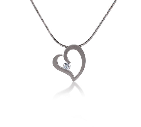 PT091W B.Tiff Stainless Steel Heart Pendant Necklace